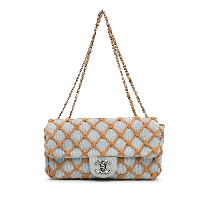 Shoulder Bag with Geometric Pattern in Multicolor for a Contemporary StyleBlue Chanel Small Denim Canebiers Net Flap Shoulder Bag