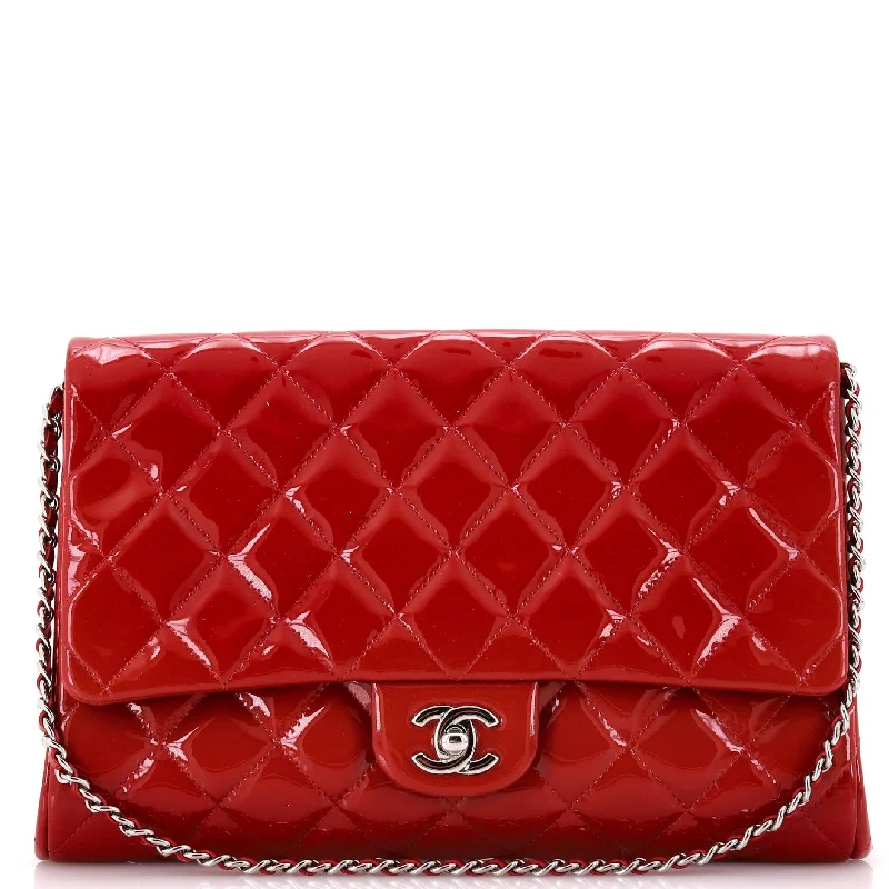 Velvet Clutch Bag in Burgundy with Crystal Embellishments for Formal DinnersClutch with Chain Quilted Patent