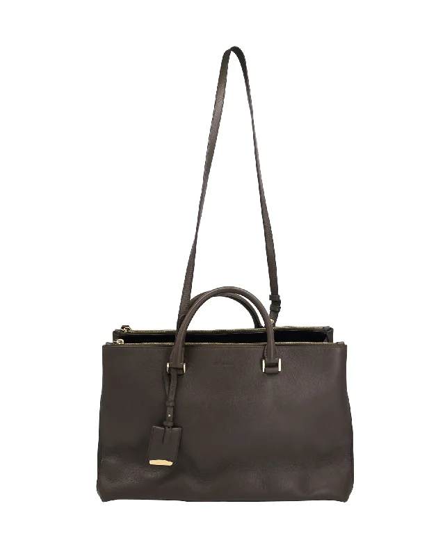 Metallic Shoulder Bag in Gold for Special OccasionsJil Sander Shoulder Bag in Grey Leather