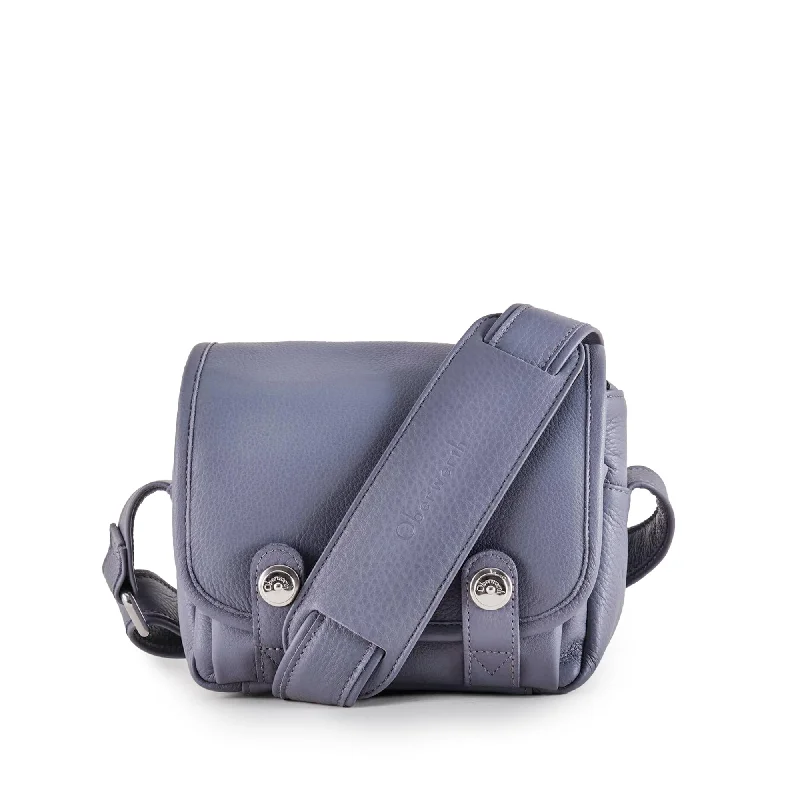 Shoulder Bag with Chain Strap in Silver for a Trendy AppearanceOberwerth ‘Phil’ Leather Camera Bag - Lavender