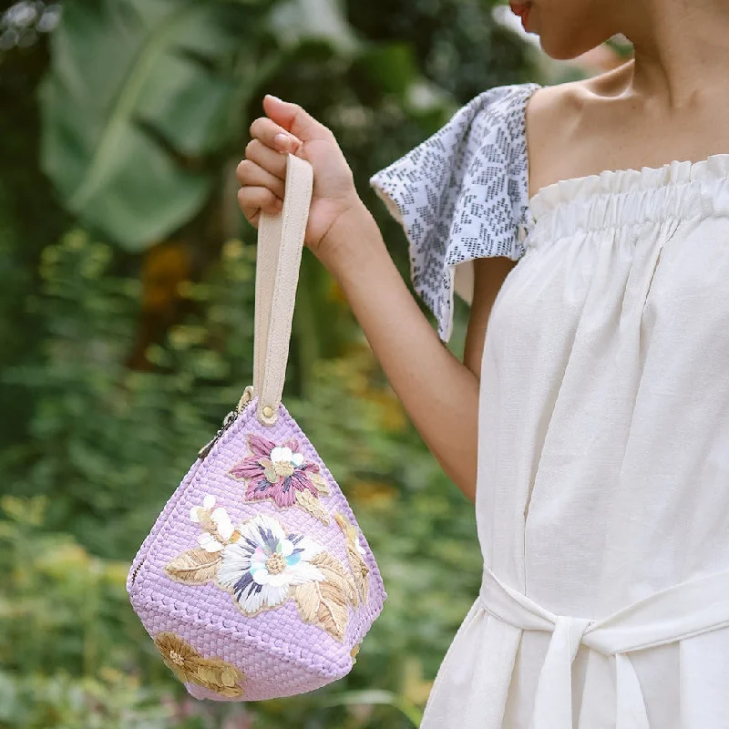 Suede Shoulder Bag in Pink with Tassel Accents for Casual OutingsPusô Hardin Lilac