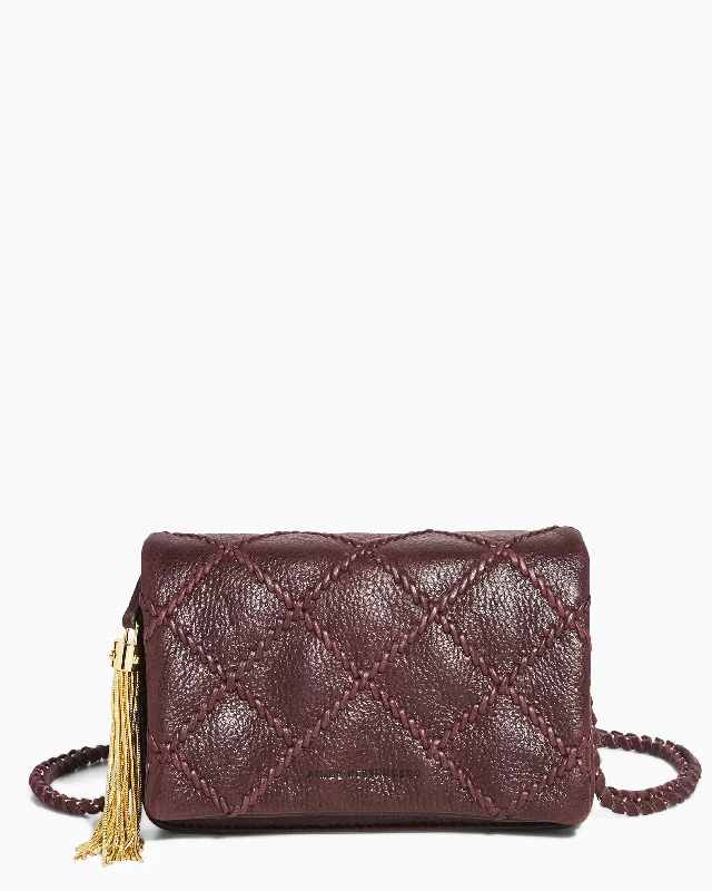 Quilted Leather Crossbody Bag in Cream for a Classic and Elegant AppearanceMadison Convertible Chain Crossbody